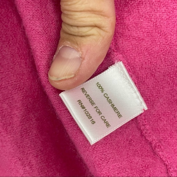 Garnet Hill classic pink cashmere sweater cardigan Small - Picture 4 of 5